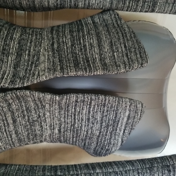 Banana Republic Woven Wool Blend Jacket - Picture 3 of 10